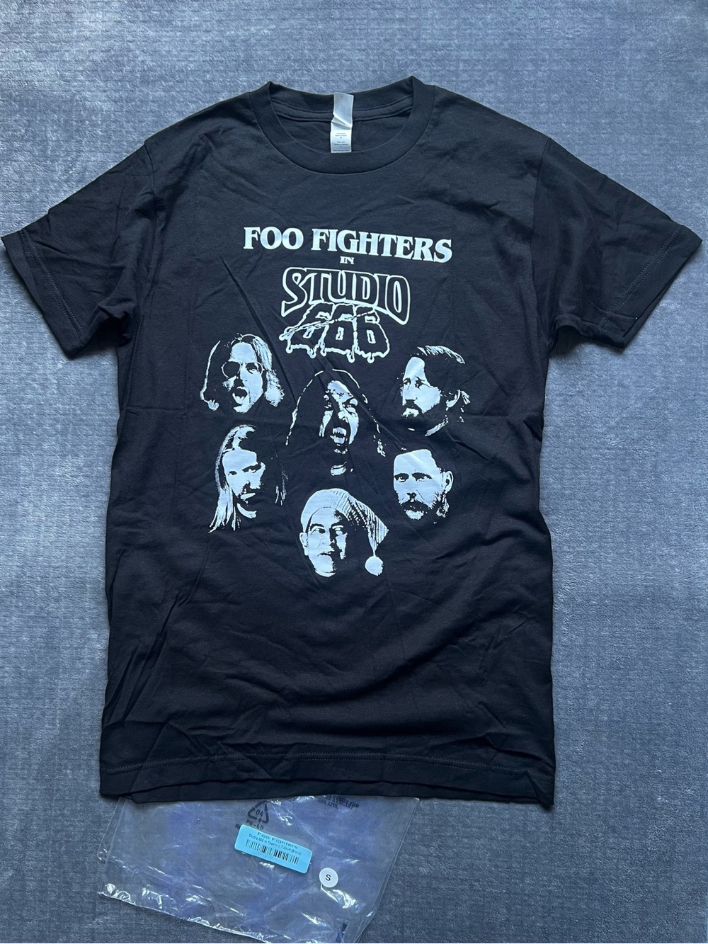 NEW Foo Fighters T Shirt Sz S Studio 666 In Theaters Graphic Tee Black